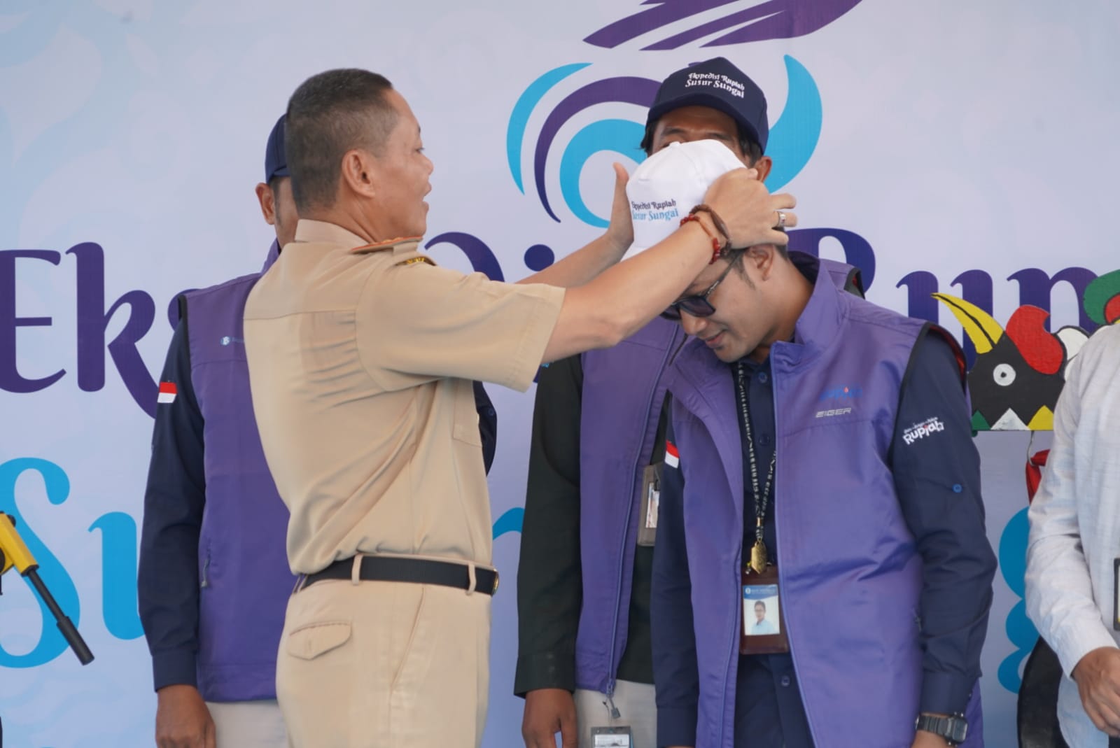 SAG Yuas Elko Lepas Tim Kas Keliling Ekspedisi Rupiah Susur Sungai Bank Indonesia