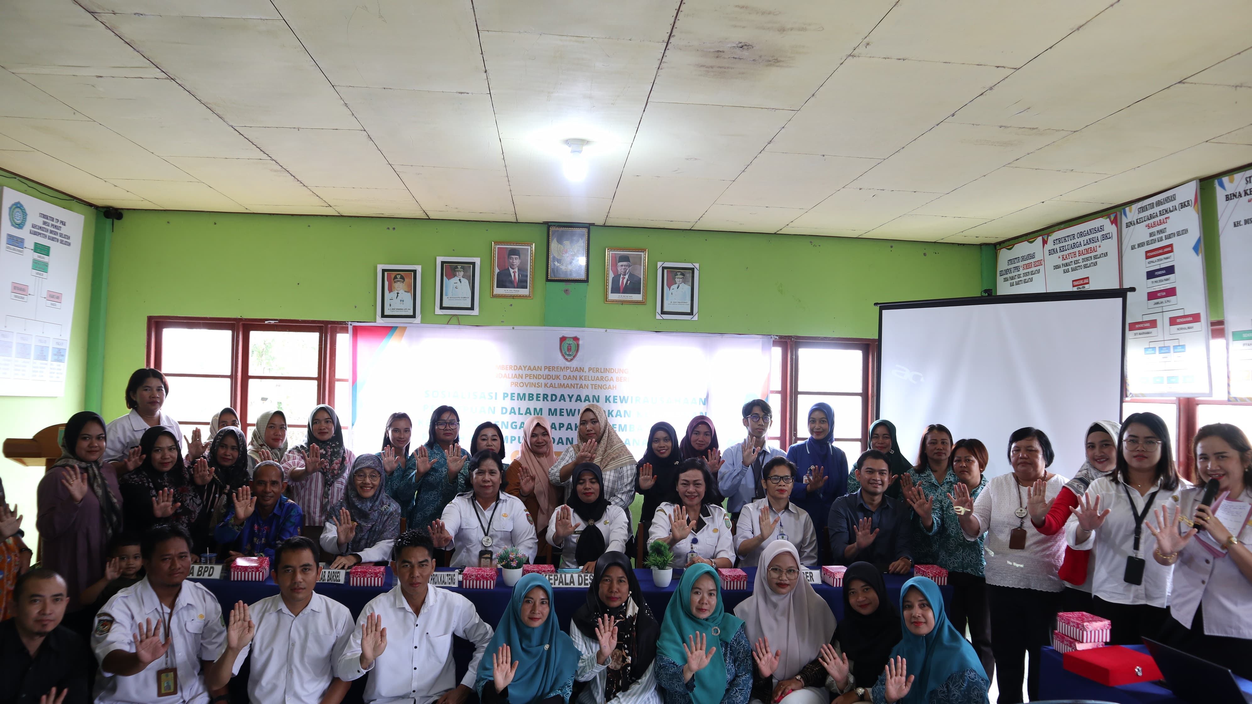 DP3APPKB Prov. Kalteng Gelar Sosialisasi Pergub No. 52 Tahun 2023 Tentang Hapakat Bawi Lewu di Kab. Barito Selatan