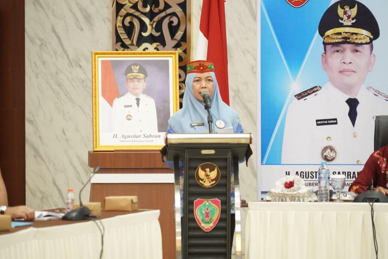 Asisten Ekbang Sri Widanarni Pimpin Pra Rakordalev Pelaksanaan Rencana Pembangunan Daerah Provinsi Kalteng Tahun 2025