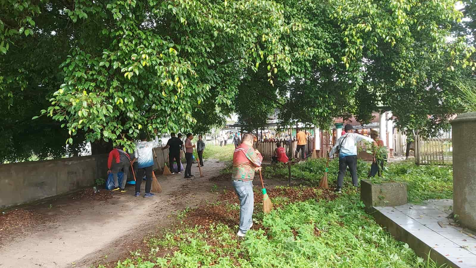 Disnakertrans Prov. Kalteng Ikuti Bakti Sosial Peringatan Hari Jadi Ke - 68 Provinsi Kalimantan Tengah