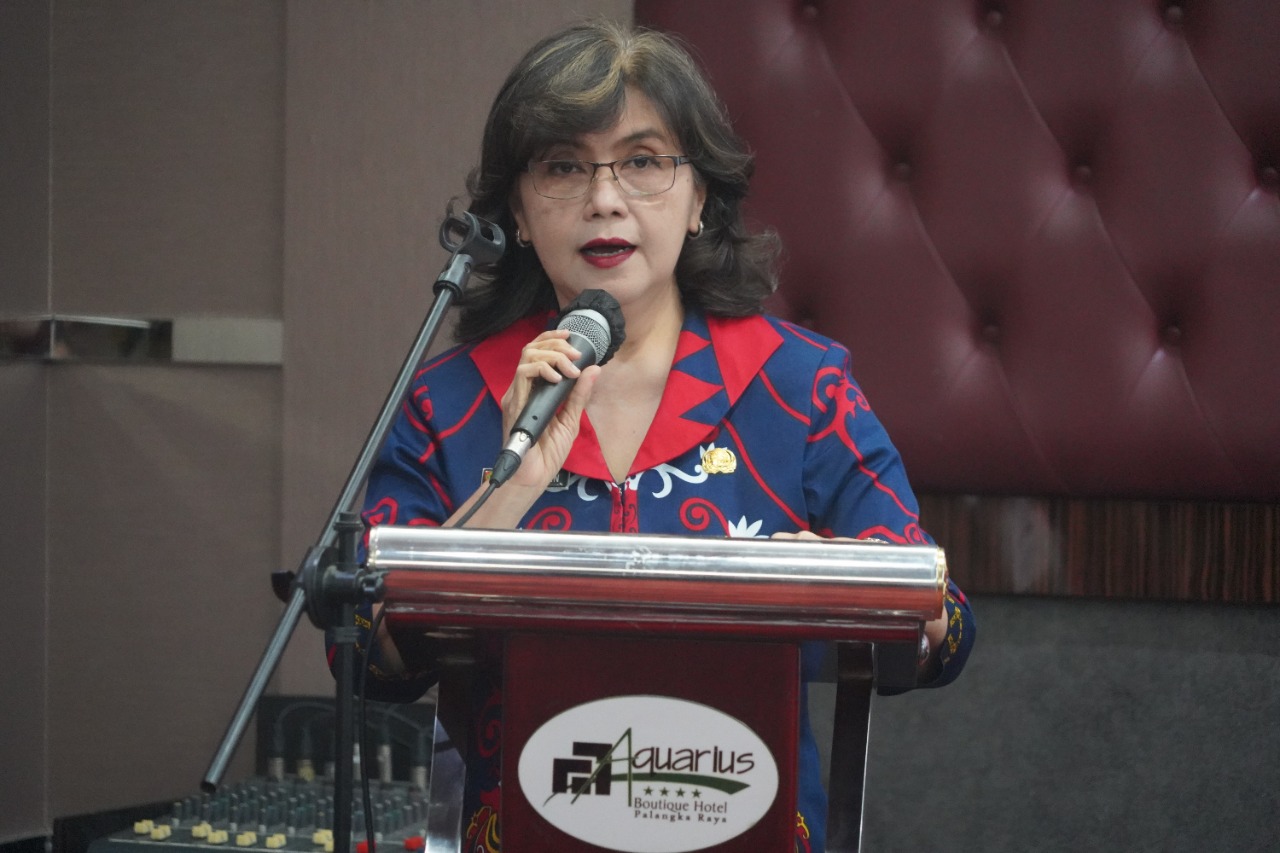 Kadis P3APPKB Kalteng Buka Rakor Forum Data Peningkatan Penyajian dan Pemanfaatan Data Gender dan Anak Dalam Kelembagaan Data Tahun 2022