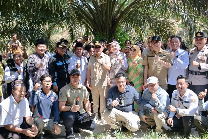 Gubernur H Agustiar Sabran Tinjau Lokasi Rencana Pembangunan SMK di Desa Kinjil, Plt Kadisdik: Ini Kebutuhan Mendesak Masyarakat