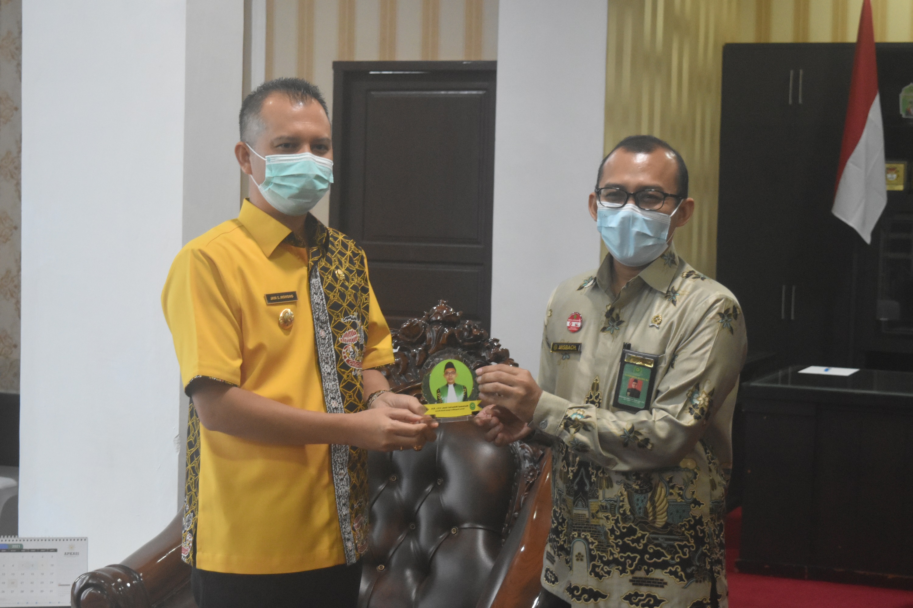  Bupati Gunung Mas Hadiri Perpisahan dan Pengantar Tugas Ketua Pengadilan Agama