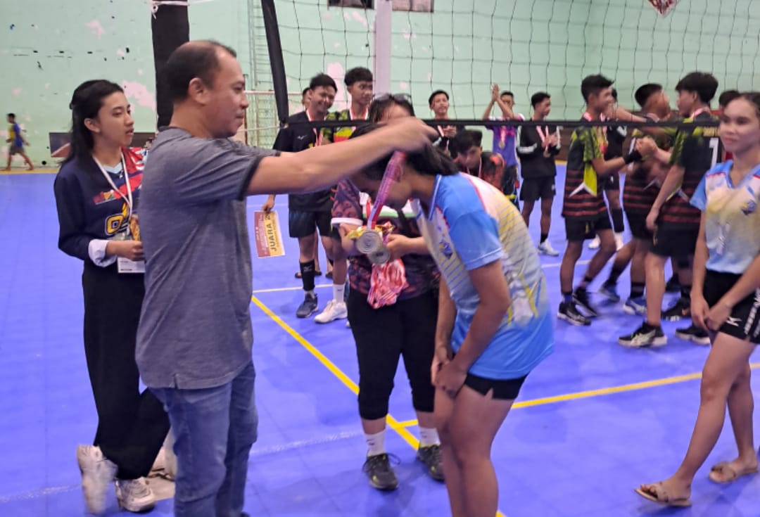 Babak Final Cabor Bola Voli, Tim Putri Kota Palangka Raya Raih Juara I