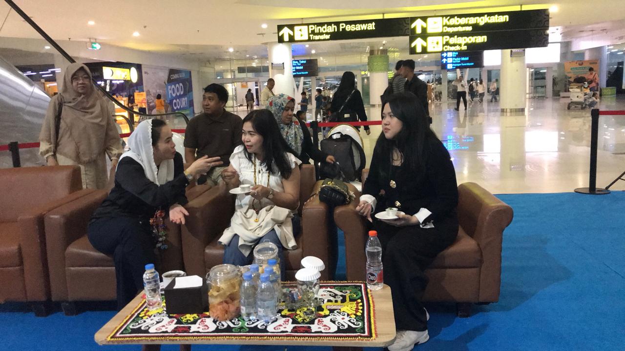 Ketua Dekranasda Seruyan Hadiri Puncak HUT Dekranas di Balikpapan