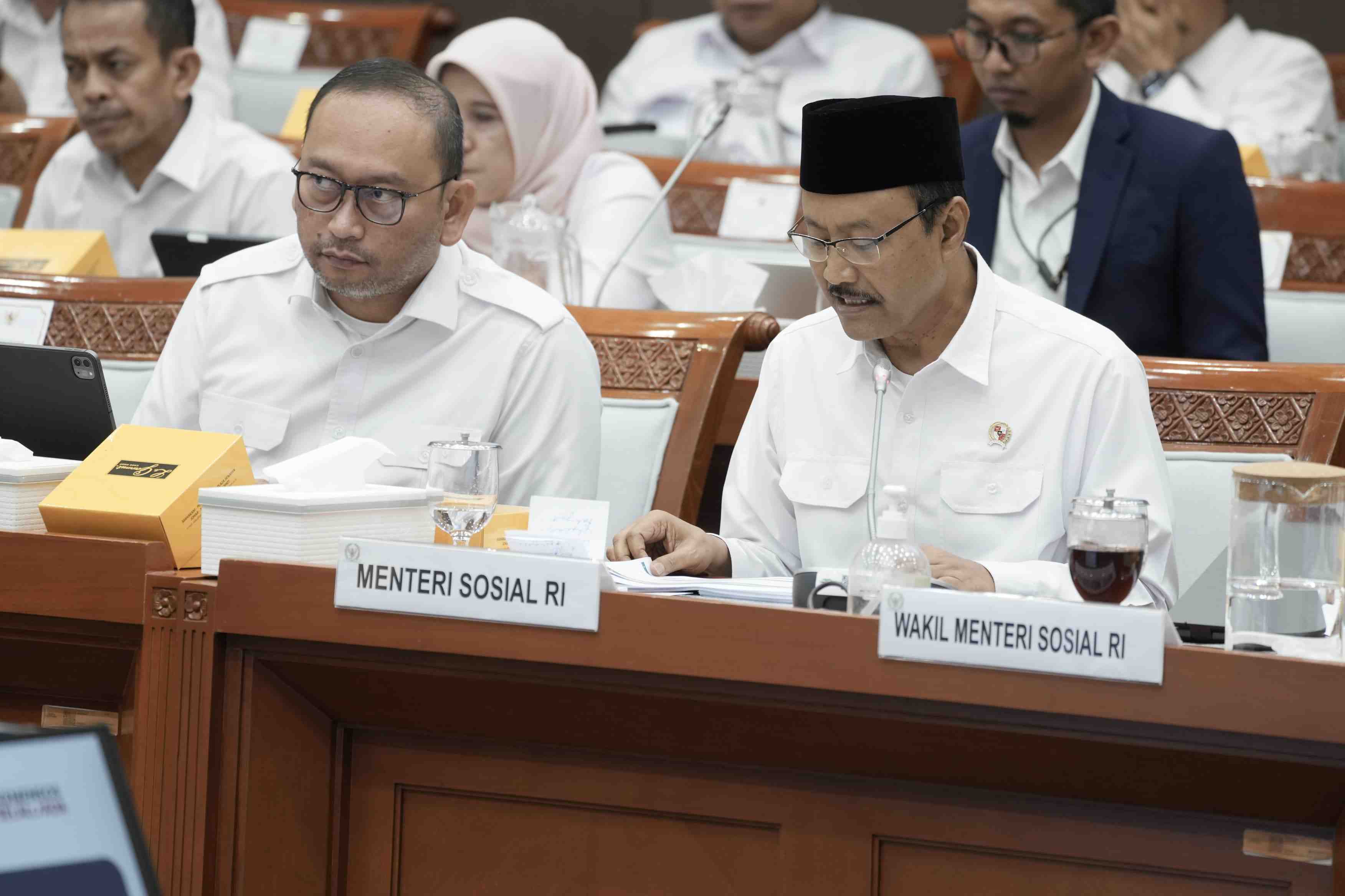 Ke DPR, Gus Ipul Laporkan Sekolah Rakyat Start 14 Juli