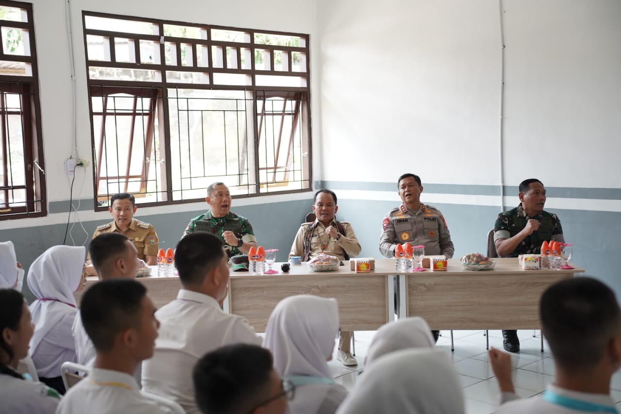 Tiga Jenderal TNI dan Polri Mengajar 30.000 Siswa di Kalteng Hari Ini, Apa Isinya?