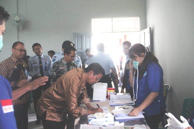 Petugas Pemasyarakatan Kota Palangka Raya Dites Urine, Kakanwil Minta Jangan Ada Dusta Diantara Kita