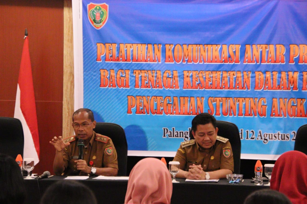 Kadinkes Tekankan Penggunaan Teknik Komunikasi Antar Pribadi Dalam Mengajak Masyarakat Peduli Pencegahan Stunting