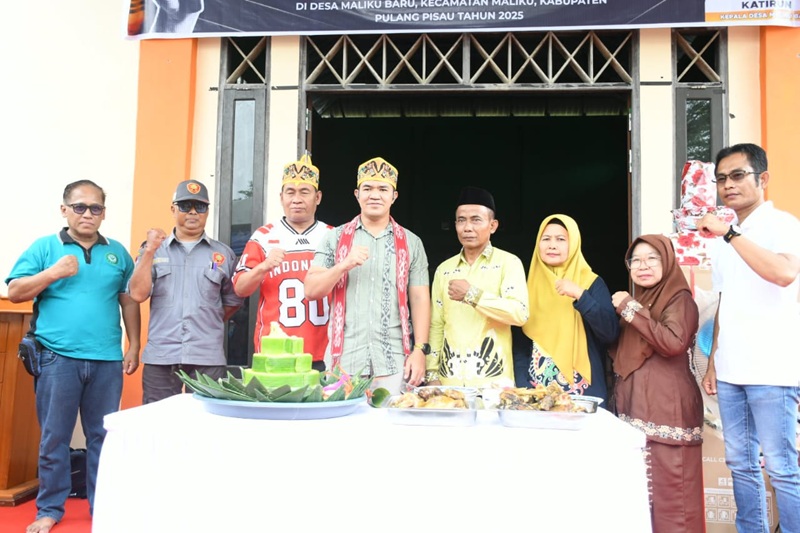 Syukuran Hari Jadi Desa Maliku Baru, Bupati Rifa'i Ajak Jaga Persatuan