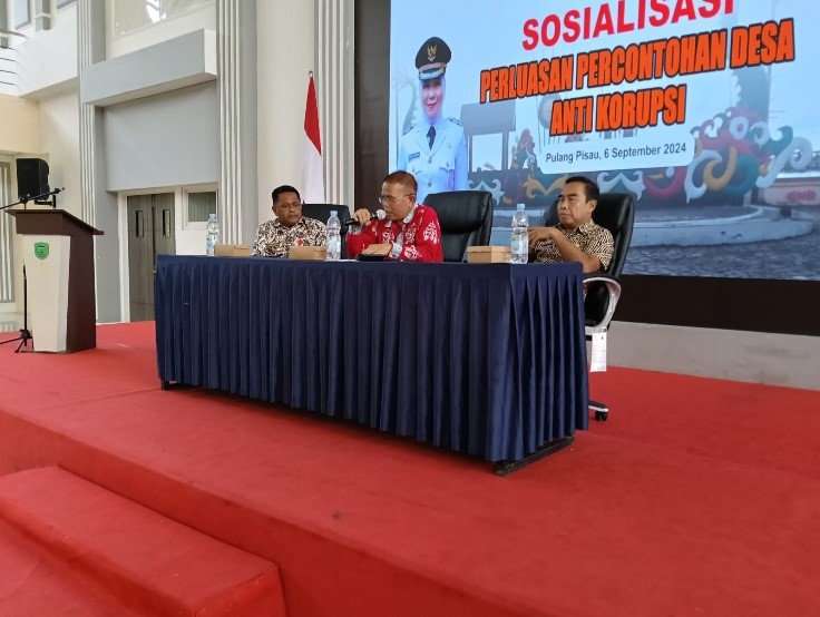 Inspektorat Prov. Kalteng Lakukan Sosialisasi Desa Anti Korupsi di Pemkab Pulang Pisau