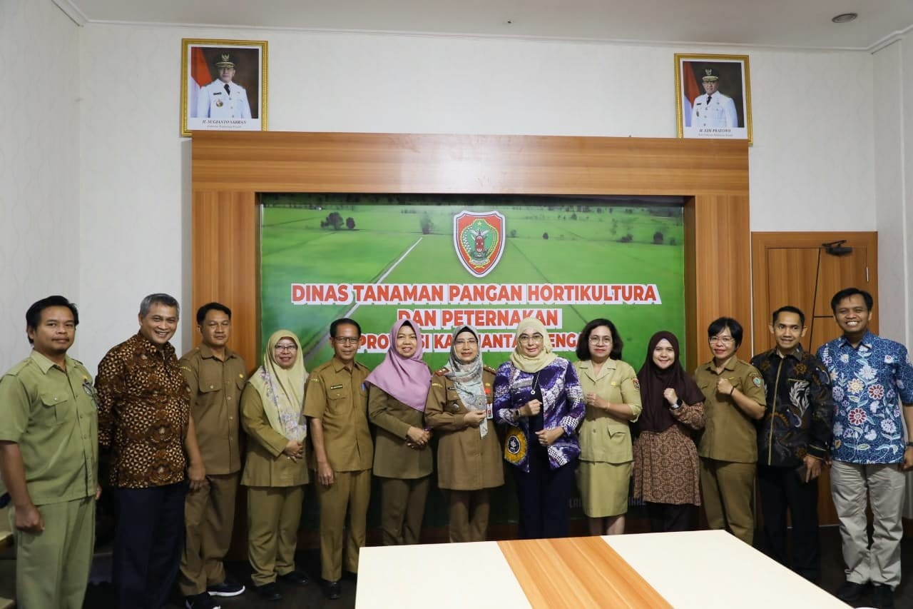 Kepala Dinas TPHP Prov. Kalteng Terima Tim Kajian RTR dan RMP dari IPB 