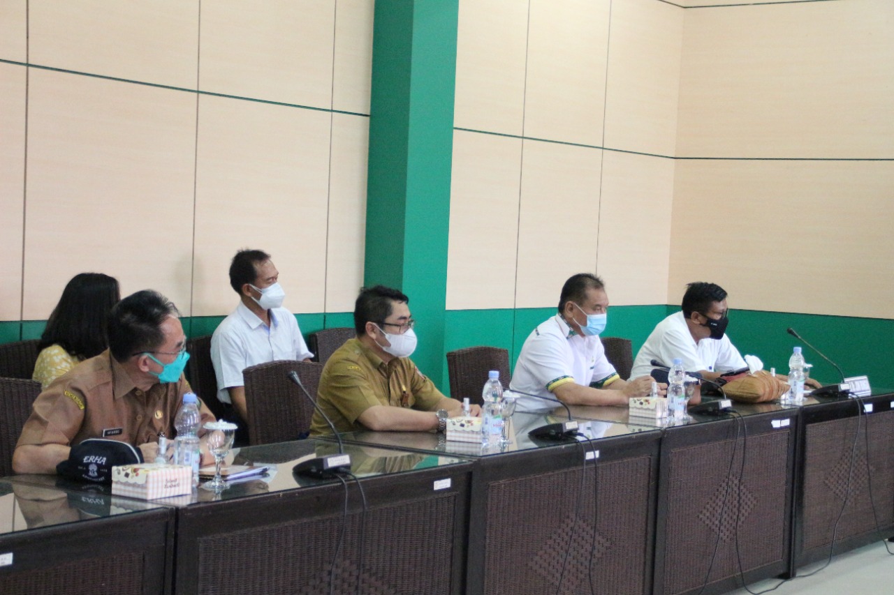 Audiensi Dewan Pimpinan Nasional Ikatan Cendekiawan Dayak Nasional di Katingan
