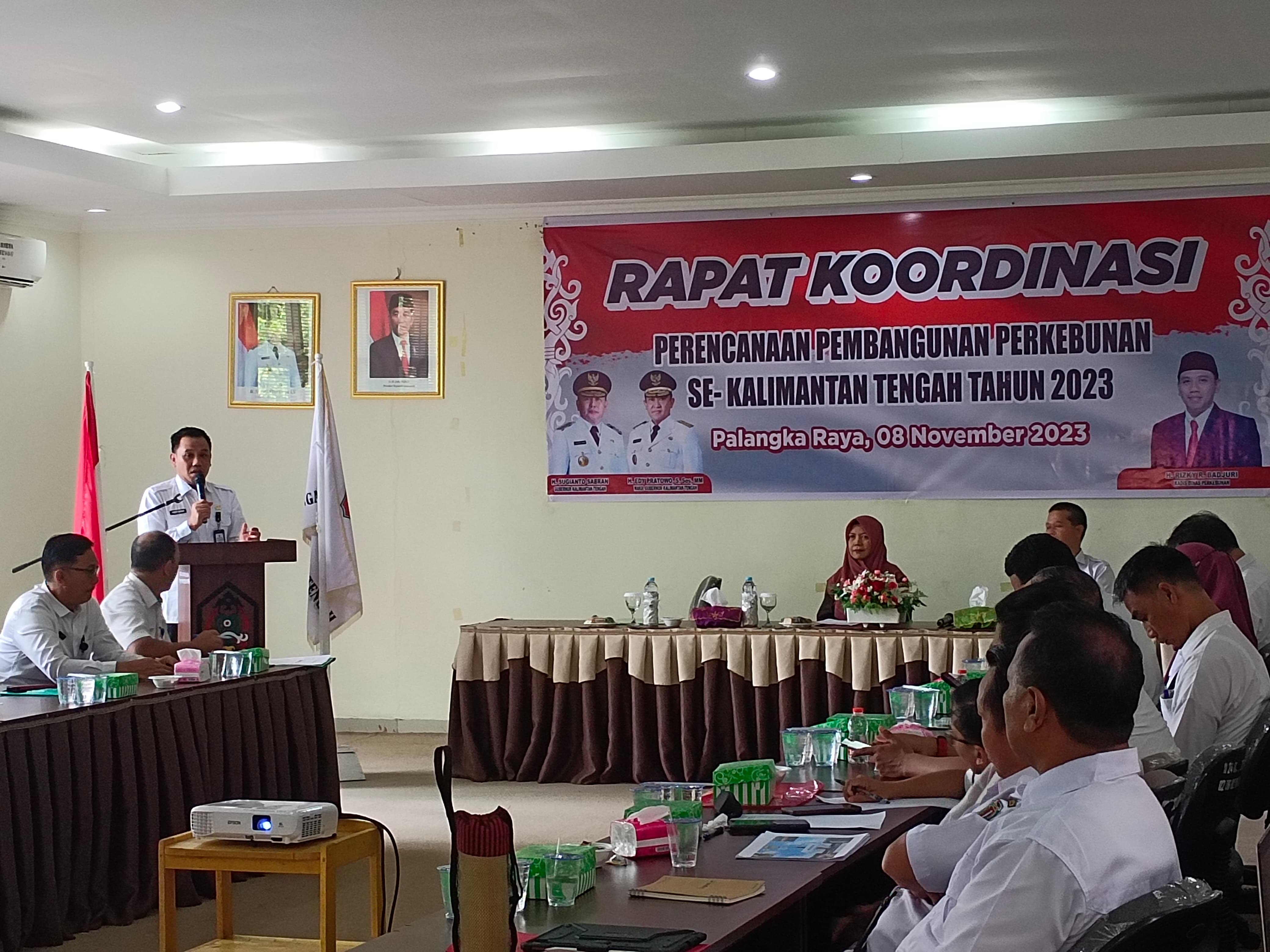 Evaluasi Kegiatan 2023 dan Sinkronisasi Rancangan Kegiatan 2024, Disbun Prov. Kalteng Selenggarakan Rakorcanbun Tahun 2023