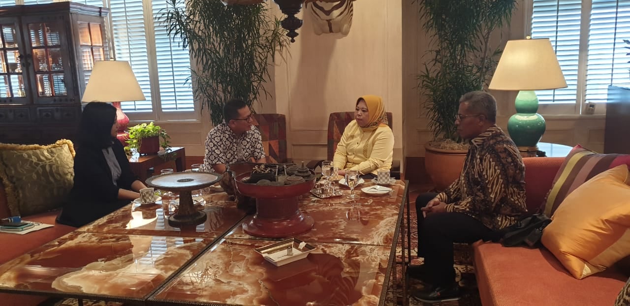 Potensi Kerjasama di Bidang Pendidikan Antara Pemkab Kobar dengan PSF