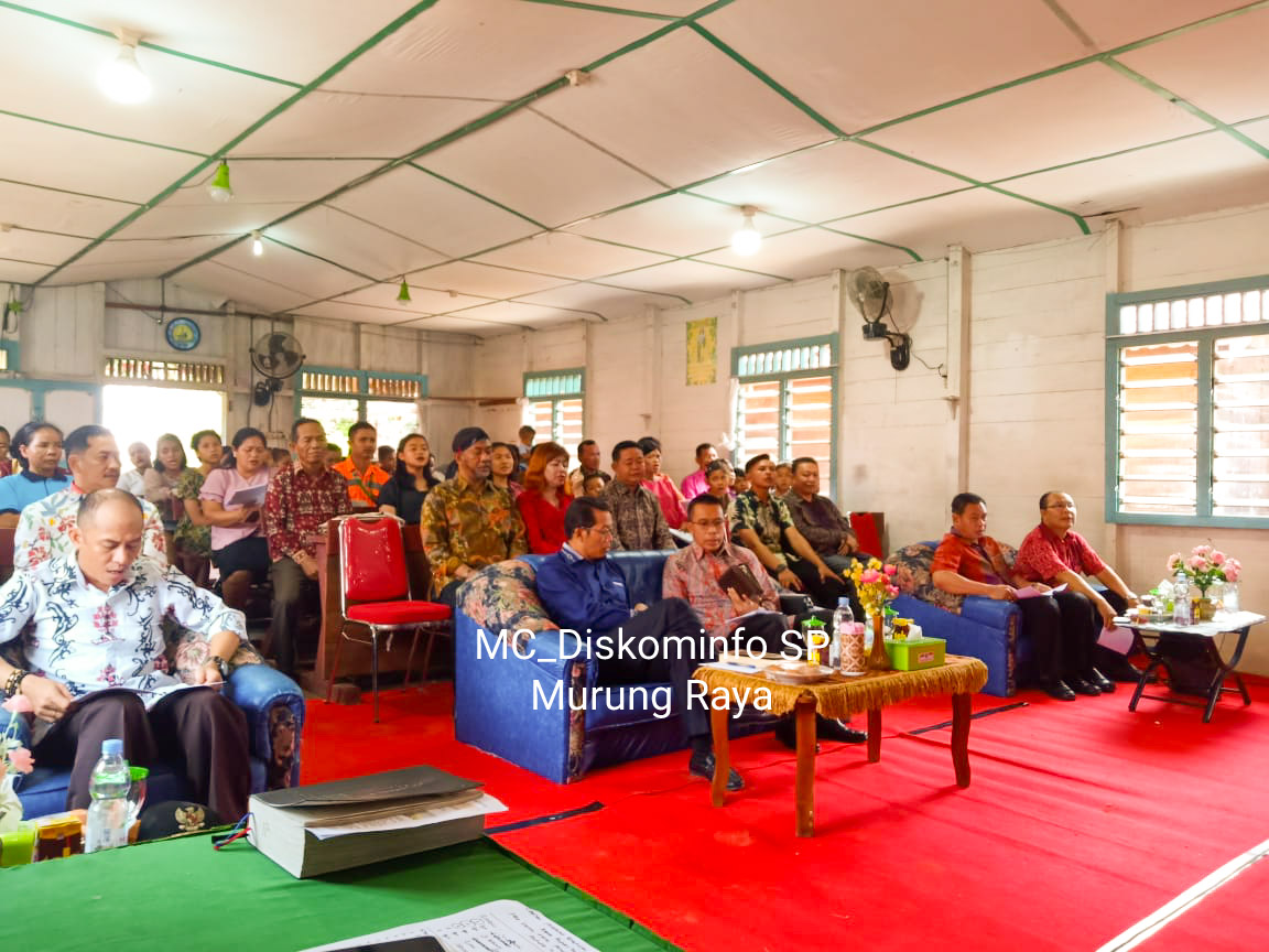 Hari Keempat Bupati Safari Natal Di Desa Makunjung 