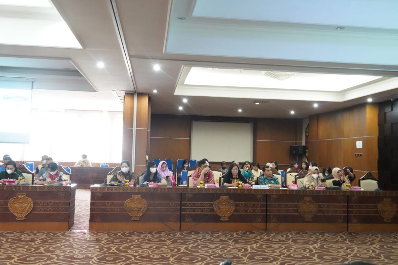 Herson B Aden : Badan Publik Harus Berperan Aktif Dalam Keterbukaan Informasi Publik Guna Mencegah KKN
