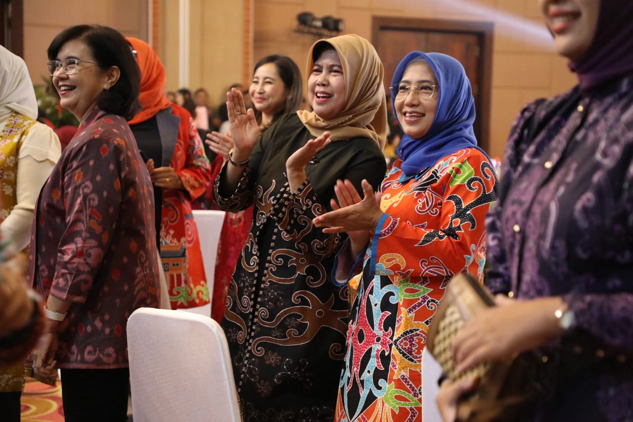 Hadiri Penutupan Jambore Kader PKK Tingkat Provinsi Kalteng 2024, Apresiasi Peran PKK Dukung Program Pemerintah