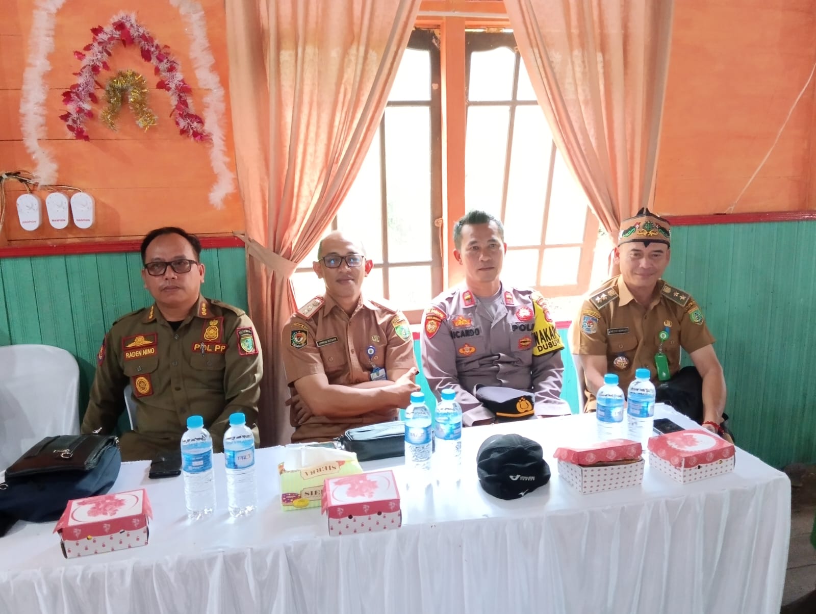 Pemkab Barsel Lakukan Safari Natal Pertama di GKE Kaharap Mahajandau Dusun Hilir