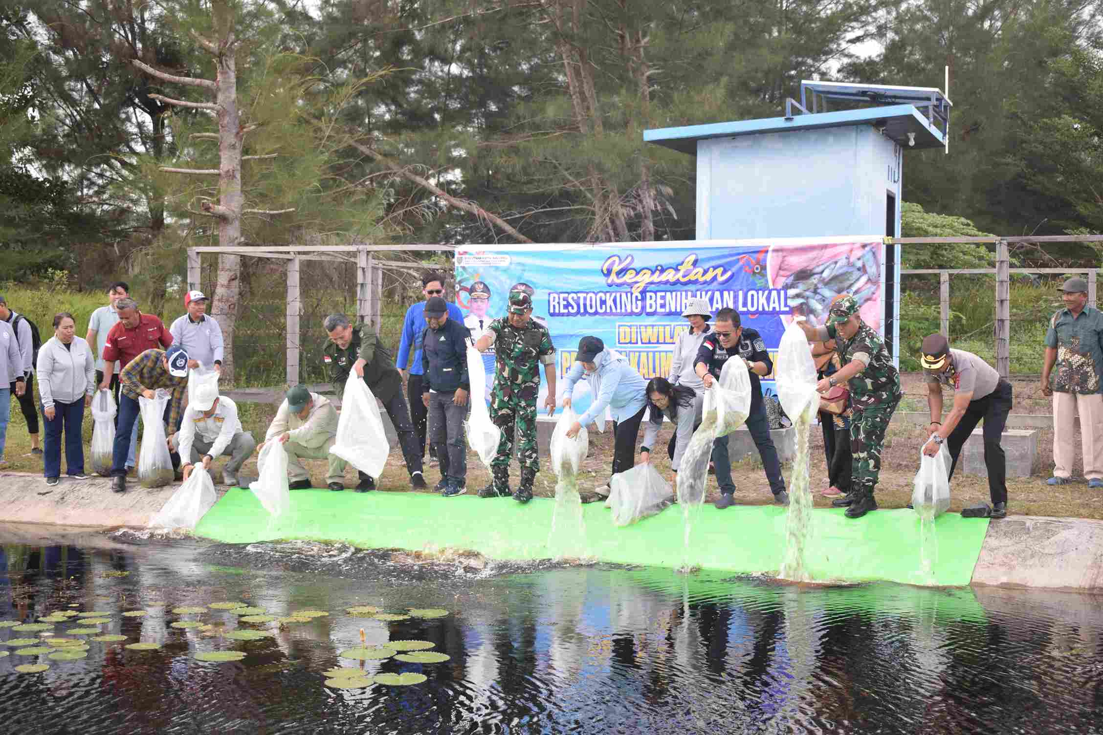 Dari Panen Hingga Restocking, Gubernur Kalteng Dorong Ekonomi Perikanan di Kawasan Shrimp Estate Berkah Kabupaten Sukamara