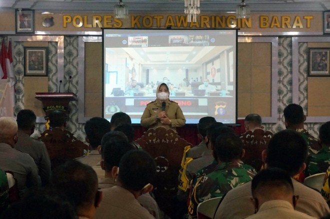 Pemkab Kobar Dukung Peningkatan Sinergitas Bersama TNI dan Polri Atasi Permasalahan Sosial Akibat Covid-19