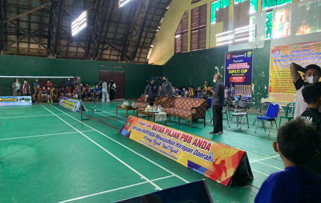 Pembukaan Turnamen Bulu Tangkis Bupati Cup 2022, Bapenda Kobar Sosialisasi Pajak Daerah