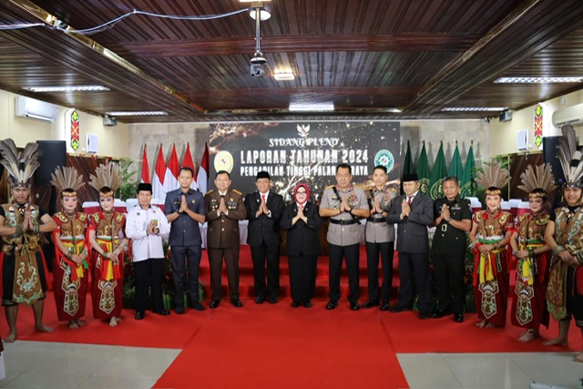 Wagub Edy Pratowo Hadiri Sidang Pleno Laporan Tahunan Pengadilan Tinggi Palangka Raya Tahun 2024