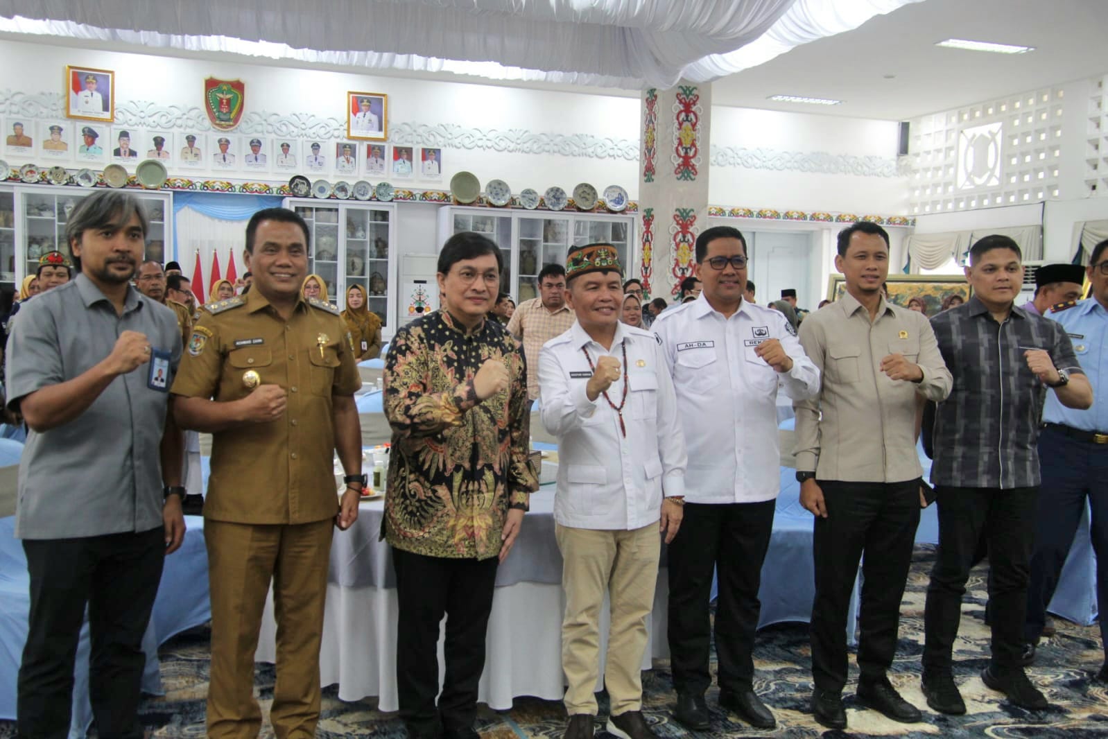 Gubernur Agustiar Sambut Staf Khusus Presiden Bidang Ekonomi Kreatif Yovie Widianto, Perkuat Kolaborasi Ekonomi Kreatif dengan Pemerintah Pusat