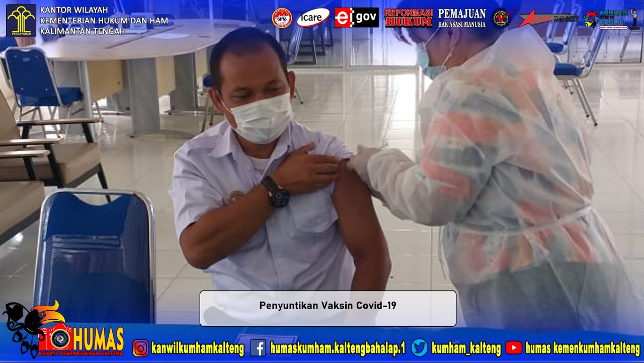 Petugas Kesehatan Rutan Kelas IIB Buntok Terima Vaksinasi Covid-19 Tahap Dua