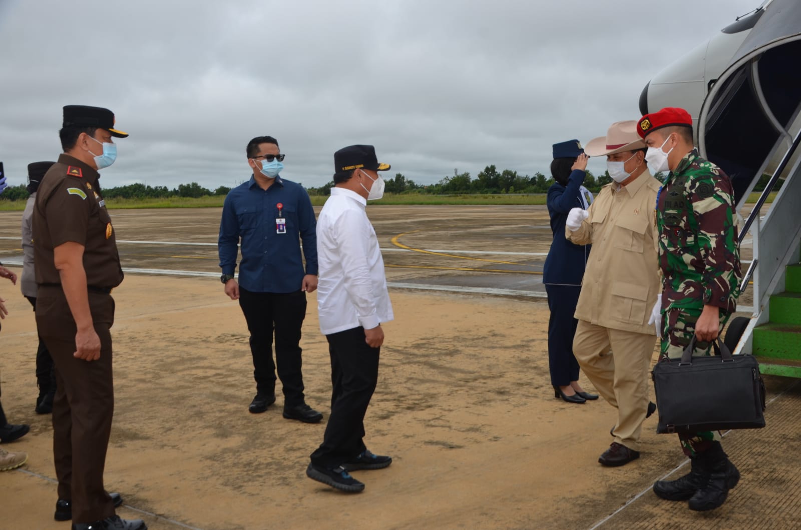 Dampingi Kunker  Menhan Prabowo, Gubernur Kalteng Harapkan Program Food Estate di Gunung Mas Berjalan Dengan Baik