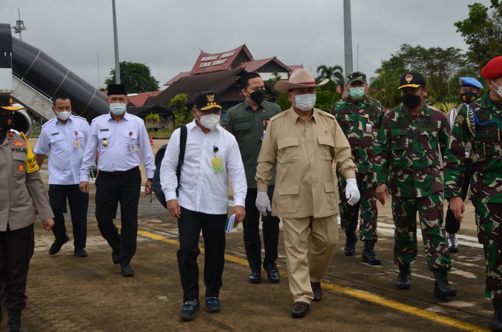 Dampingi Kunker  Menhan Prabowo, Gubernur Kalteng Harapkan Program Food Estate di Gunung Mas Berjalan Dengan Baik