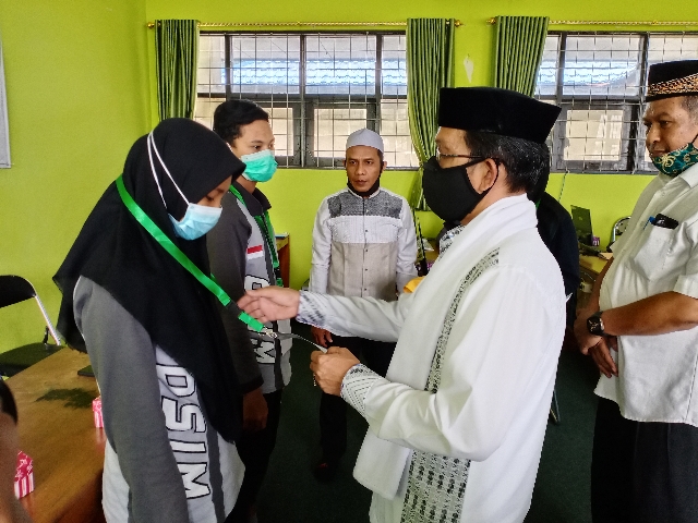 Tutup LDK MTsN 2 Palangka Raya, Kasi Penmad Kementerian Agama Kota Palangka Raya Apresiasi Panitia