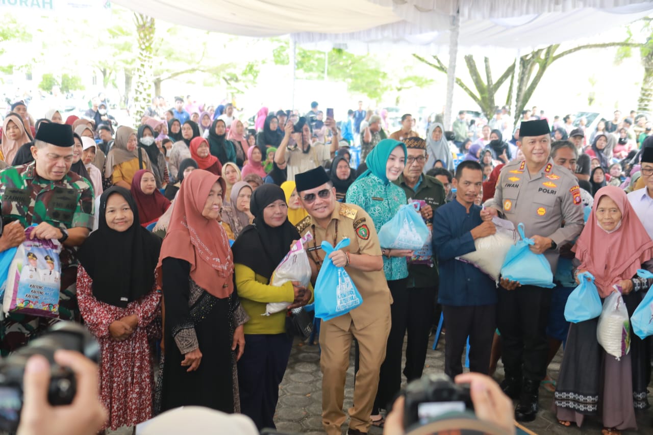 Pemprov Kalteng Gelar Pasar Murah Jelang Idulfitri, 1.700 Paket Sembako Disubsidi untuk Masyarakat