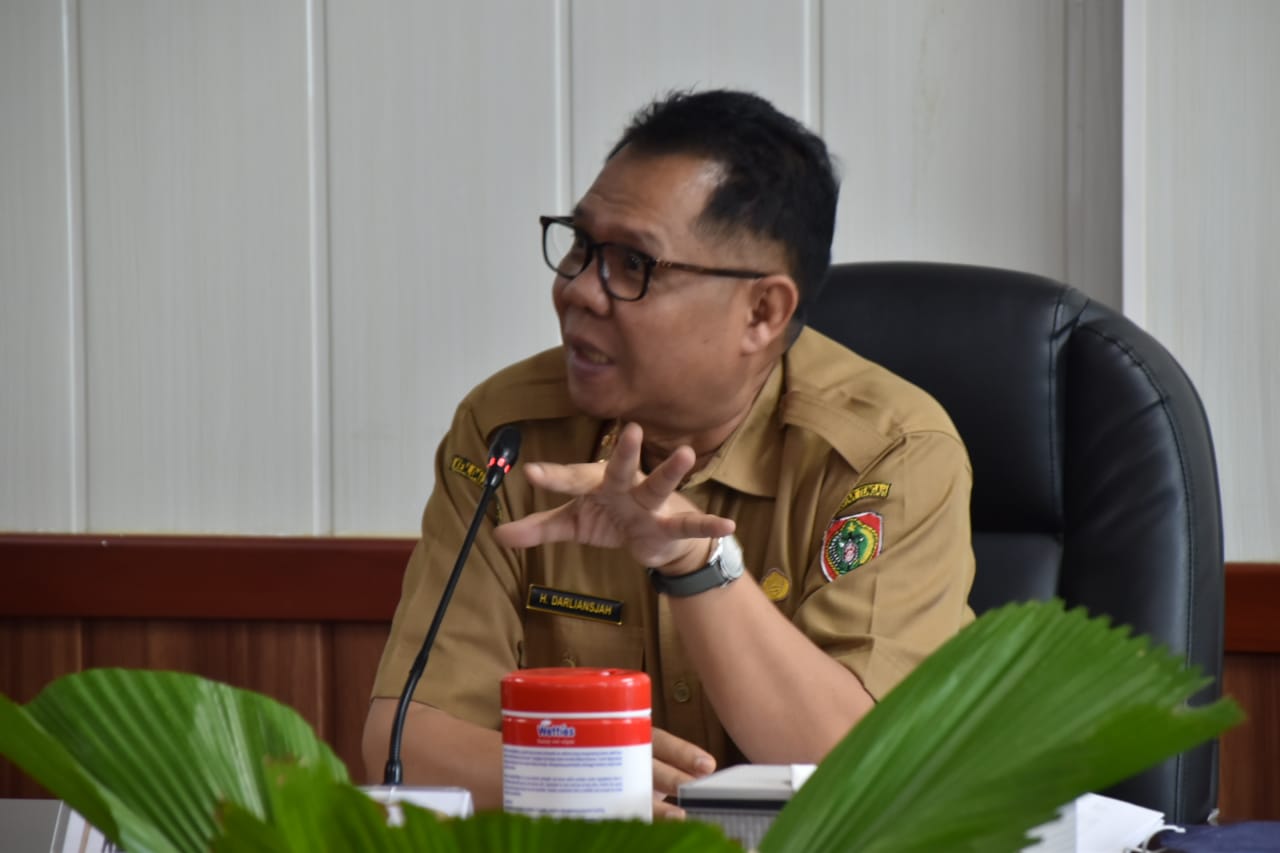 Asisten Ekbang Leonard S. Ampung Pimpin Rakor Percepatan Pembangunan Kawasan Tambak Udang/Shrimp Estate Kalteng