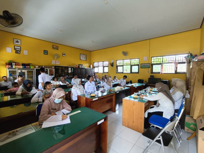 Disdikbud Kobar Monitoring Hari Pertama Masuk Sekolah Pascalibur Idulfitri