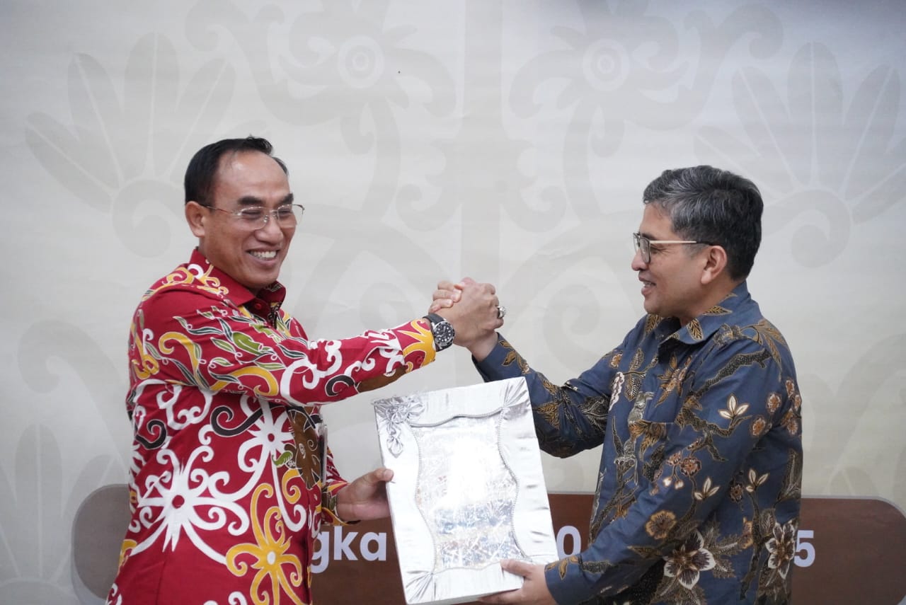 Wagub Edy Pratowo Hadiri Serah Terima Jabatan Kepala BPK Perwakilan Kalteng