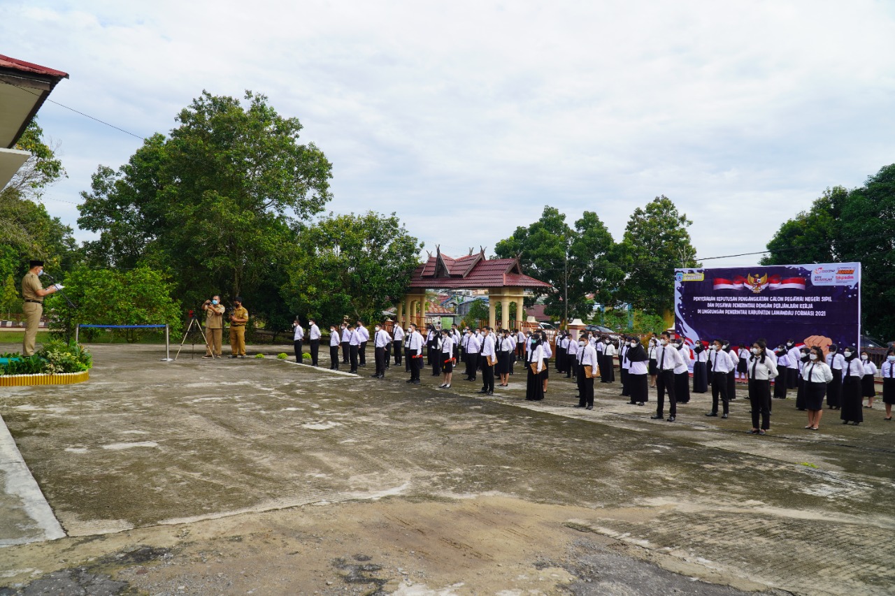 Sebanyak 93 Orang CPNS dan PPPK Resmi Terima SK Bupati Lamandau