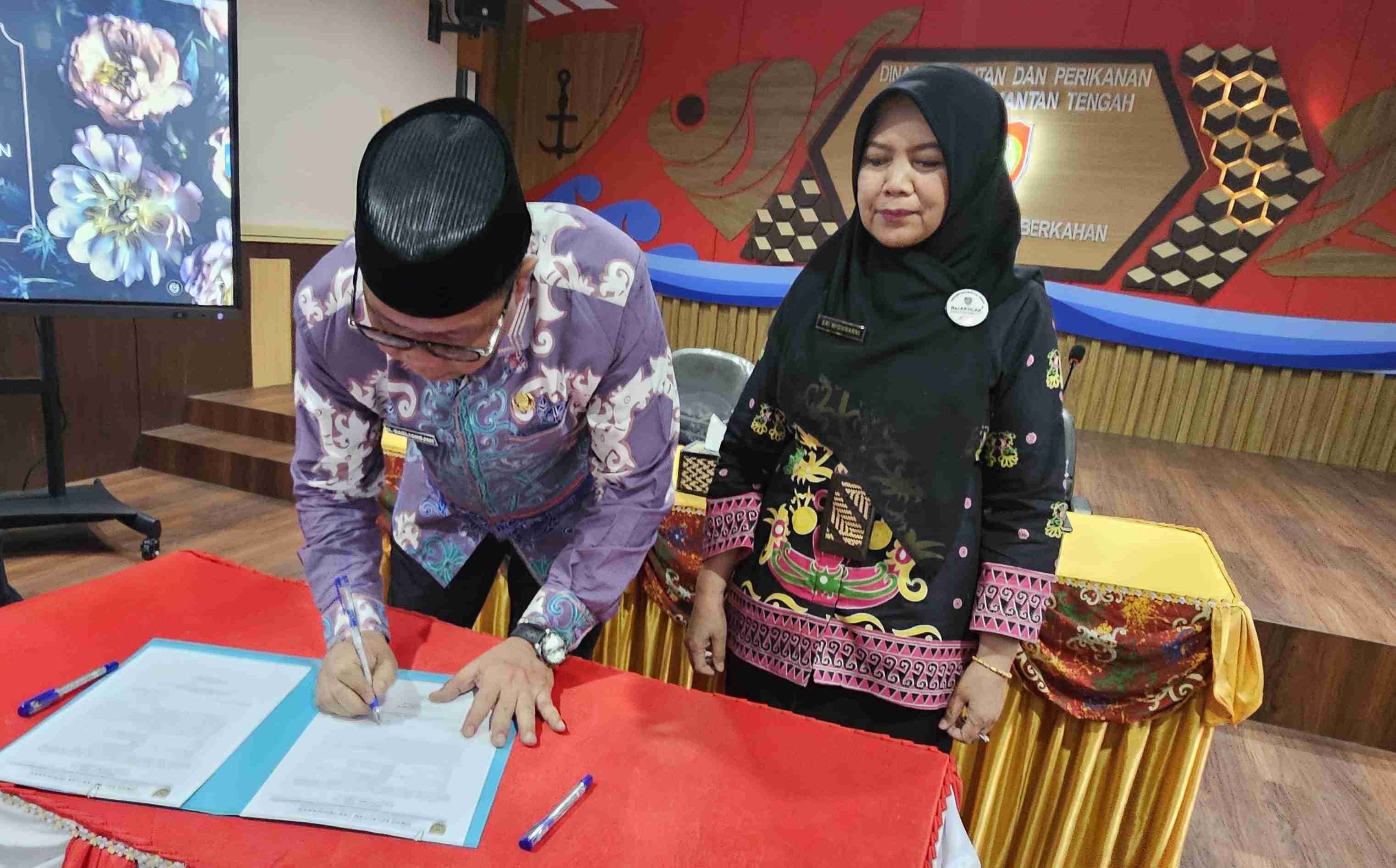 Dinas Kelautan dan Perikanan Prov. Kalteng Laksanakan Serah Terima Jabatan Pimpinan Tinggi Pratama