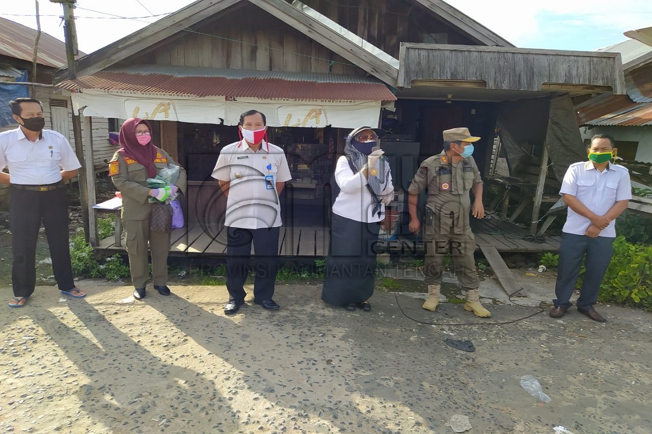 Tim Gugus Tugas Covid-19 Pulang Pisau Laksanakan Sosialisasi di Pasar Mingguan Desa Buntoi