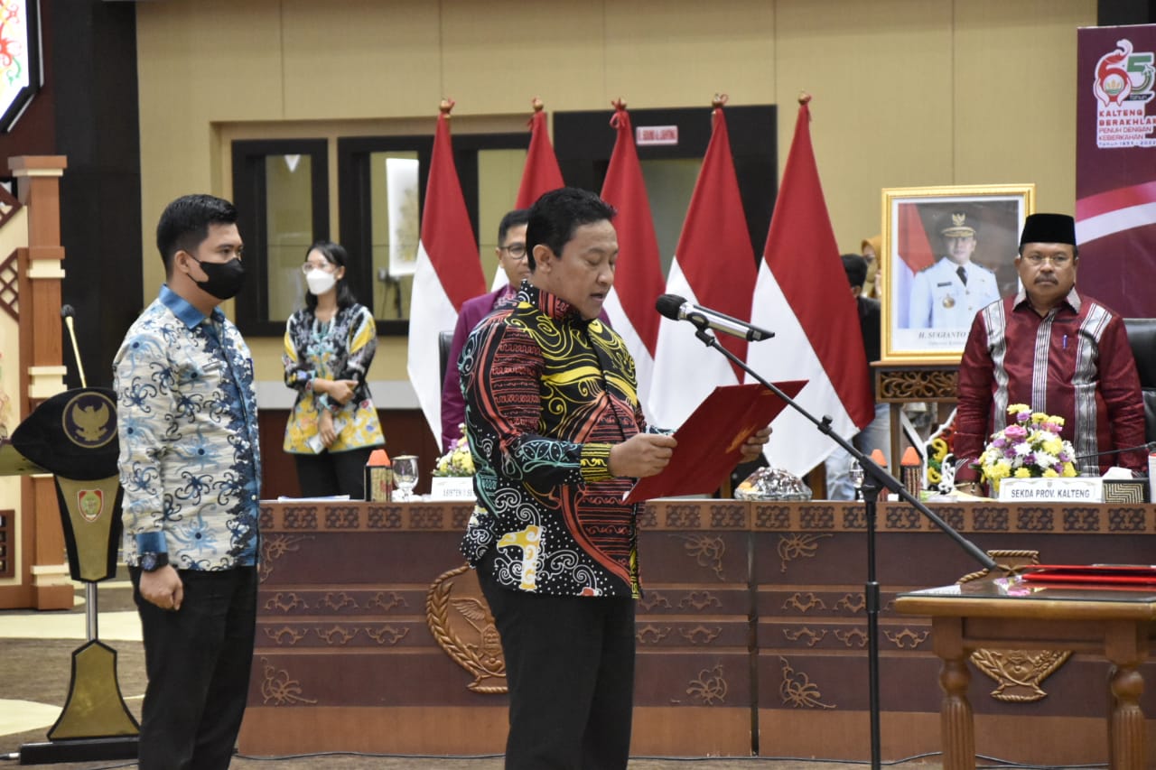 Wagub Edy Pratowo Lantik Komisaris Utama, Komisaris Independen dan Direktur Keuangan PT. Jamkrida Kalteng Periode 2022-2025