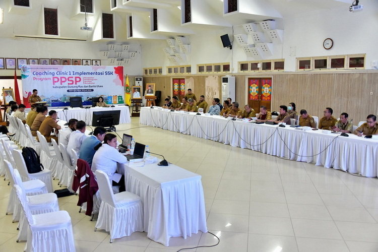 Kepala Bappedalitbang Prov. Kalteng Buka Coaching Clinic 1 Implementasi SSK Program PPSP Kabupaten Gunung Mas dan Barito Utara