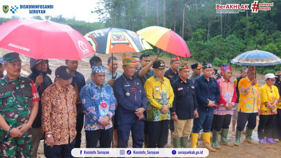Pelantikan Damang dan Pengukuhan DAD Kecamatan Momentum Penguatan Lembaga Adat di Seruyan