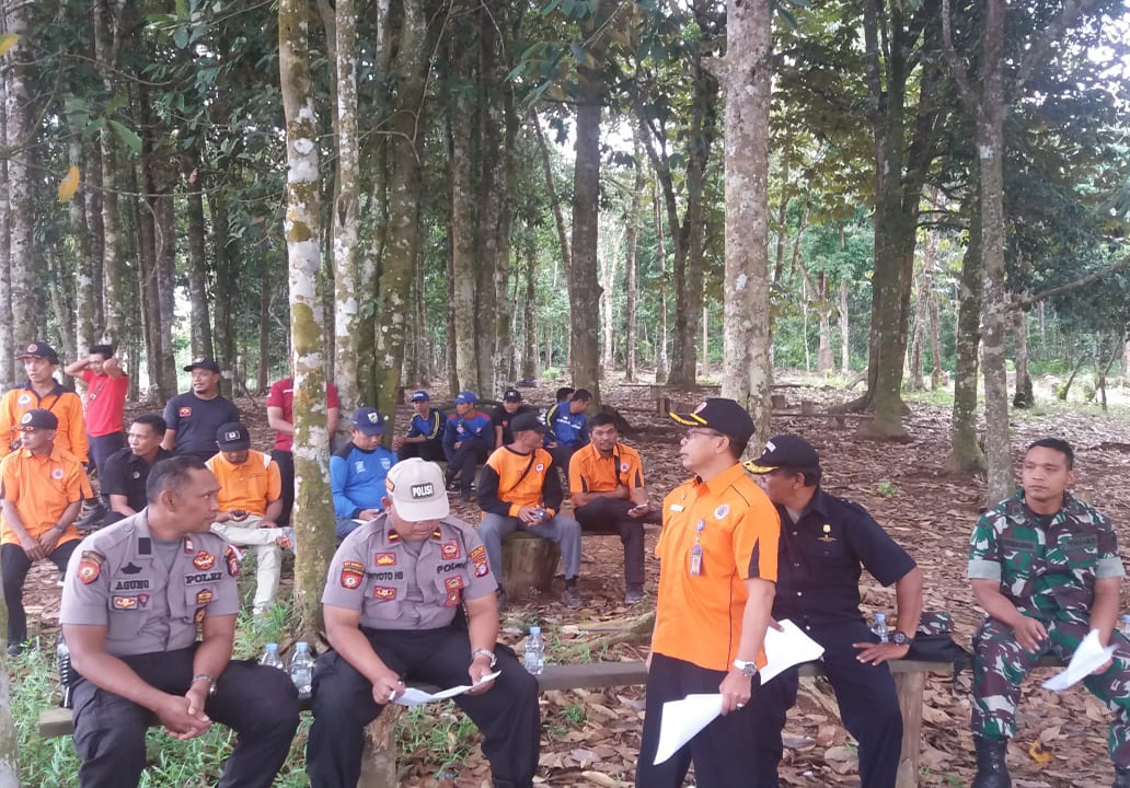 Tim Gabungan Gelar Simulasi Penanganan Bencana Karlahut