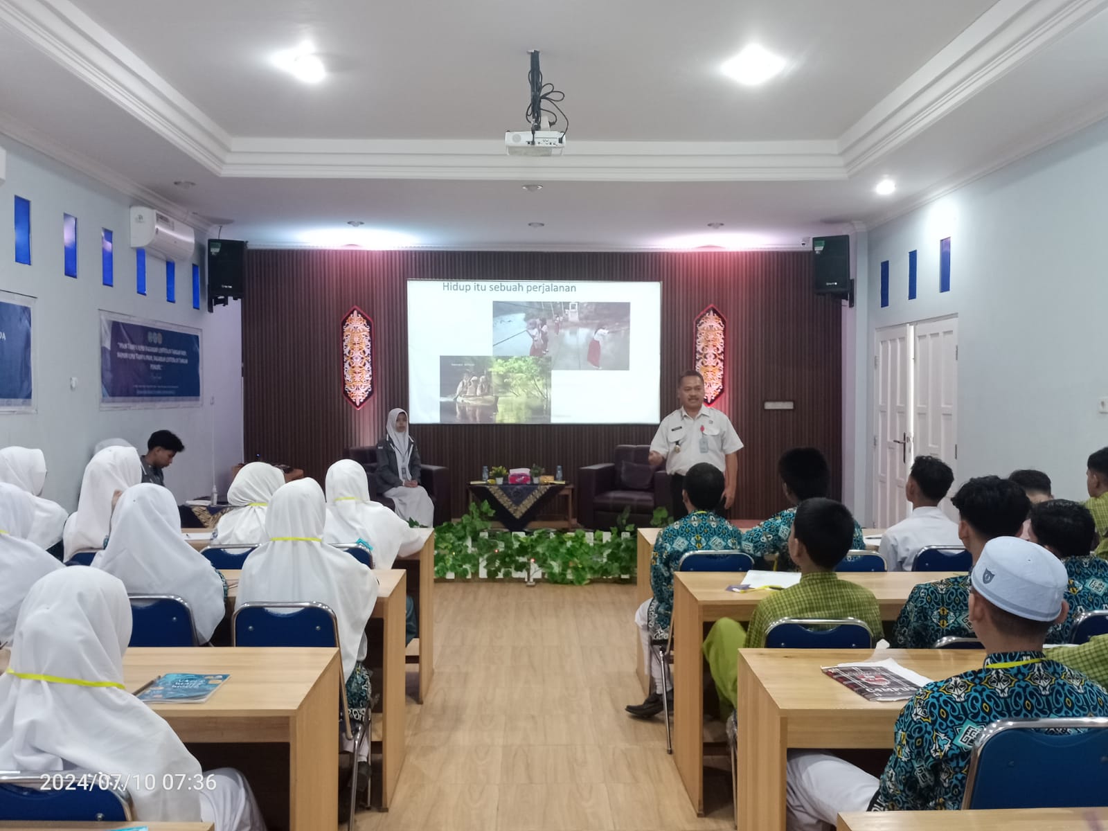 Jadi Narasumber MPLS, Farid Ajak Siswa/i Kuasai Hard Skill dan Soft Skill 