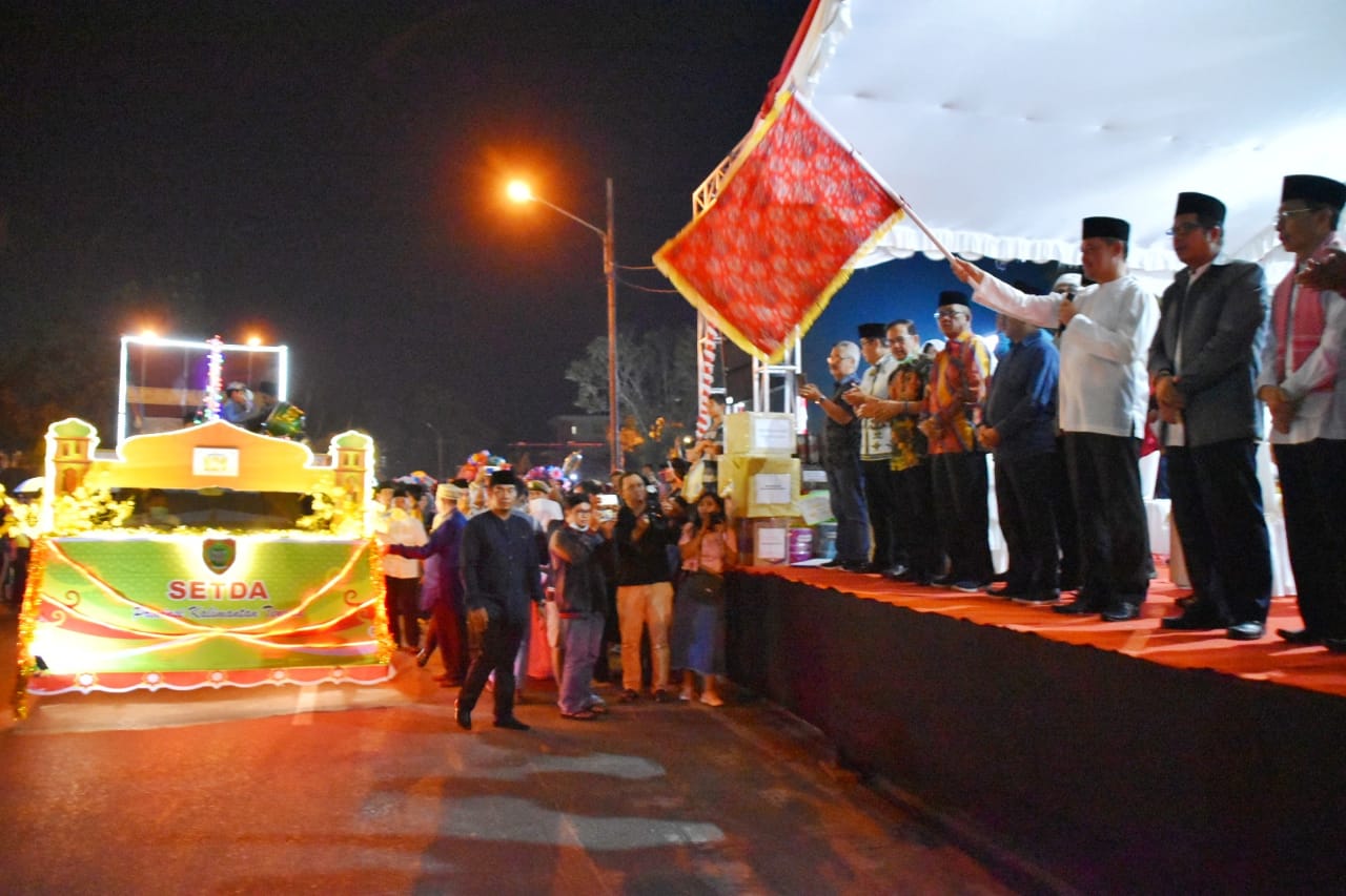 Sekda Kalteng Lepas Pawai Takbir Dalam Rangka Menyambut Hari Raya Idul Adha 1440 H