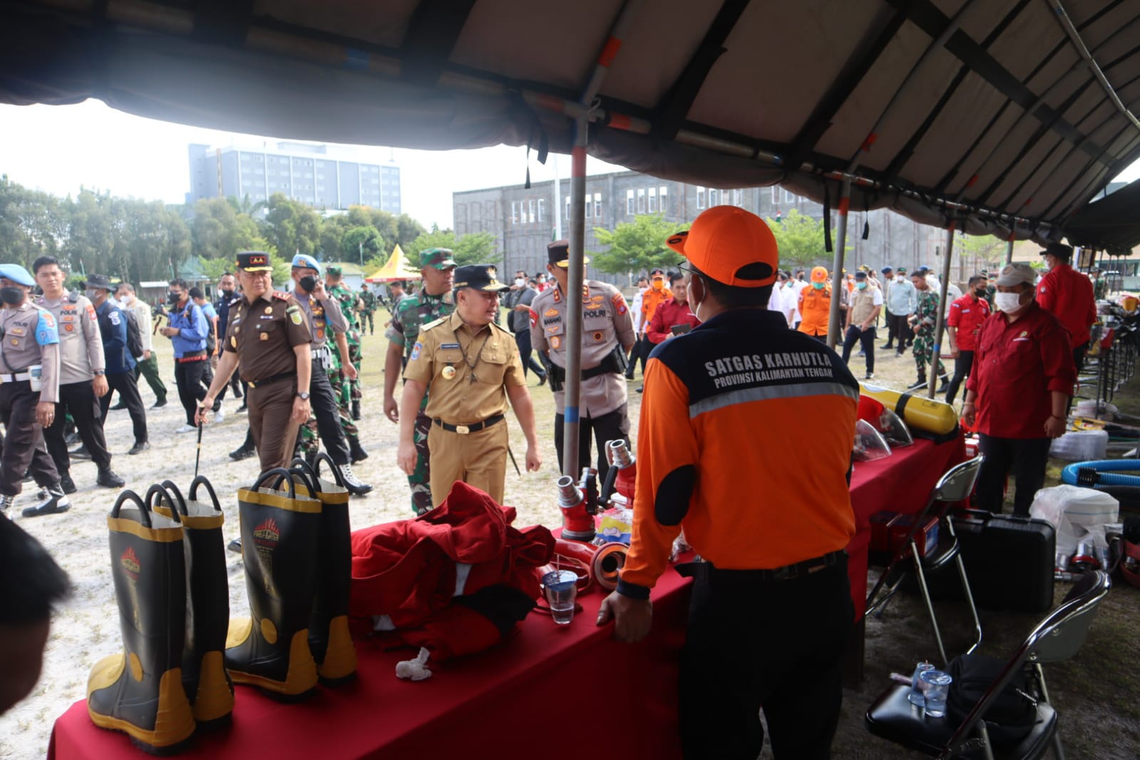 Apel Gelar Kesiapsiagaan Menghadapi Karhutla, BPBPK Prov. Kalteng Tampilkan Sarana dan Prasarana Pemadaman