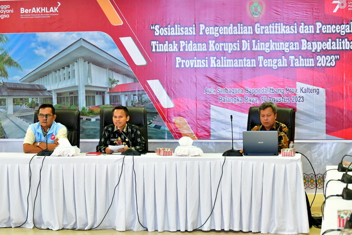 Bappedalitbang Bersama Inspektorat Prov. Kalteng Gelar Sosialisasi Gratifikasi dan Pencegahan Tindak Pidana Korupsi
