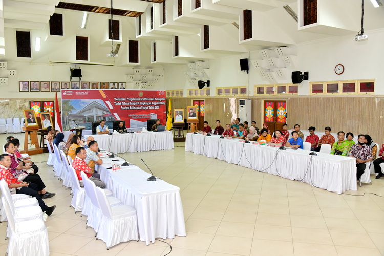 Bappedalitbang Bersama Inspektorat Prov. Kalteng Gelar Sosialisasi Gratifikasi dan Pencegahan Tindak Pidana Korupsi