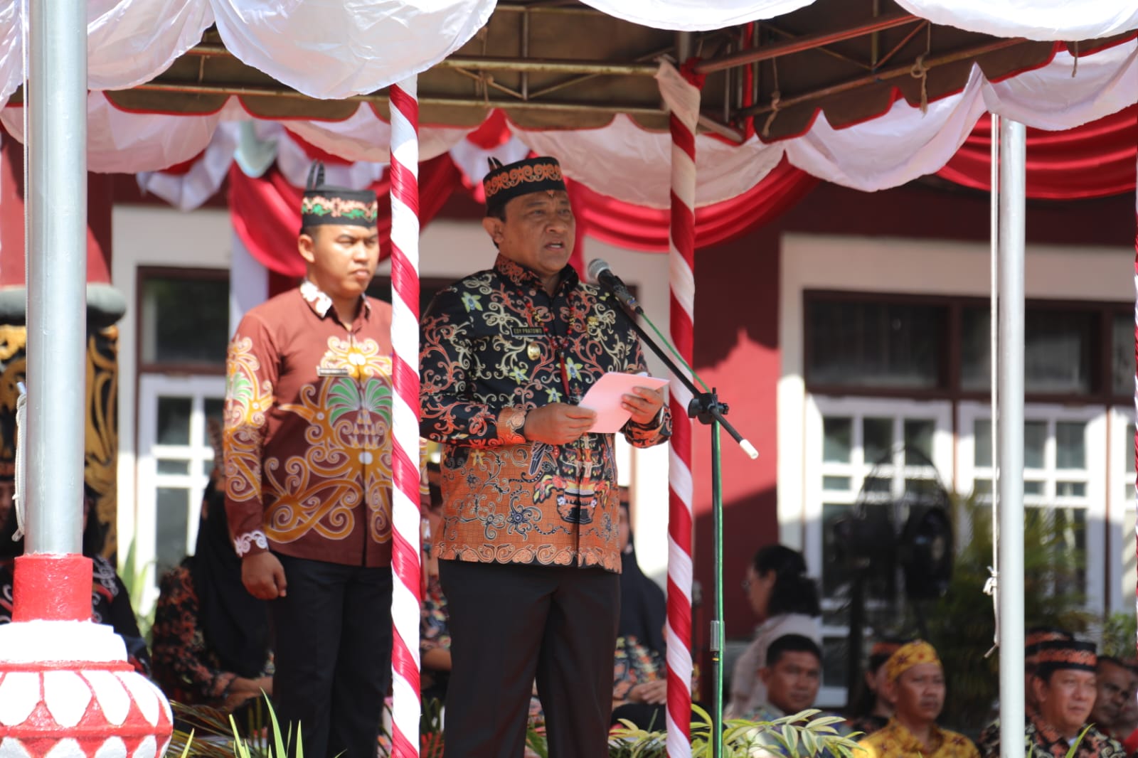 Jadi Irup Hari Jadi Ke-21 Barito Timur, Wagub Edy Pratowo Ajak Bersama-Sama Memajukan Pembangunan Daerah dan Meningkatkan Kesejahteraan Masyarakat