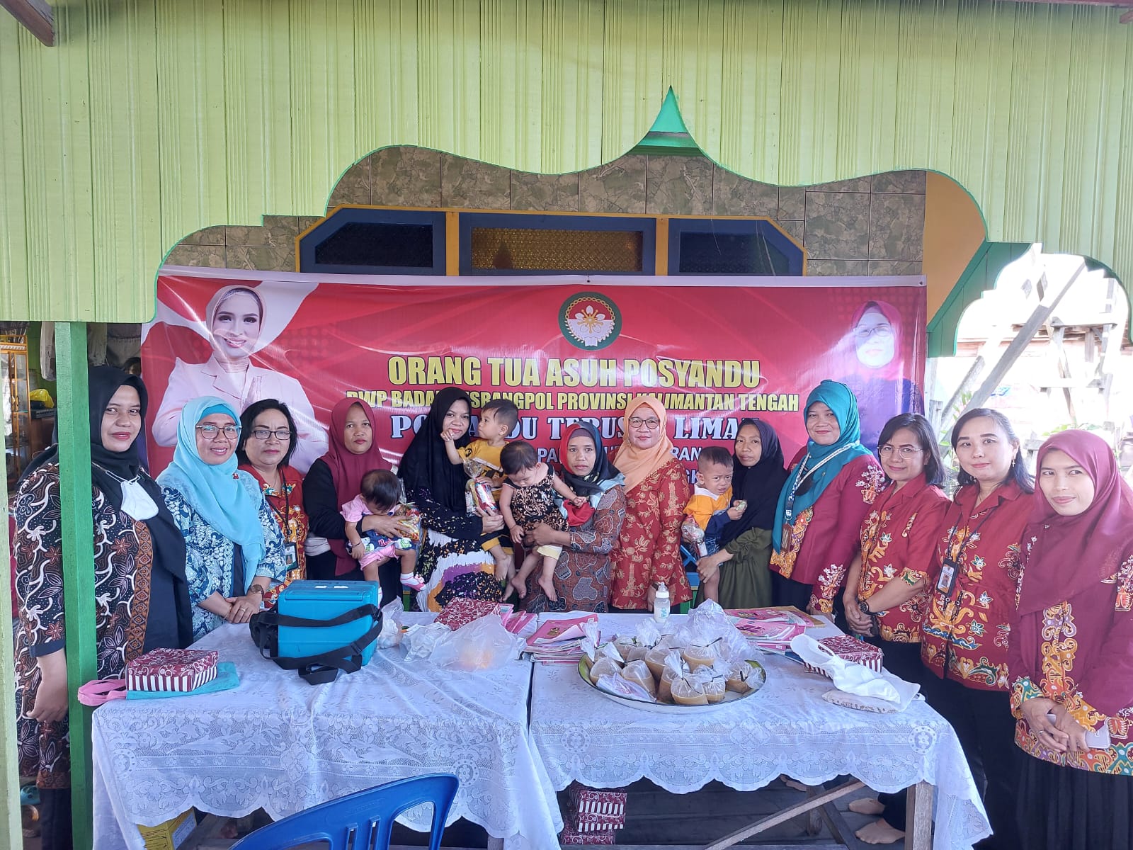 DWP Badan Kesbangpol Prov. Kalteng Kunjungi Posyandu Terusan Limau